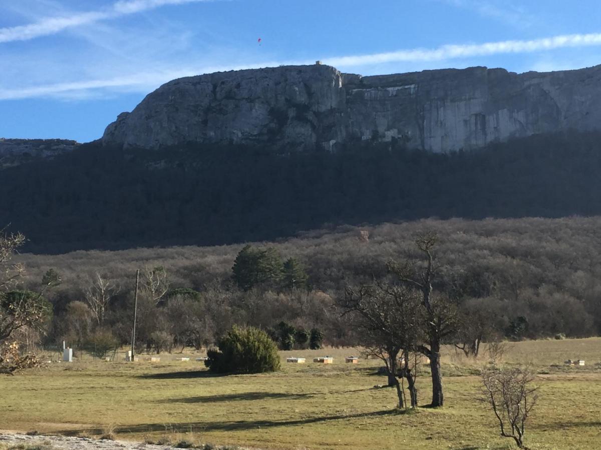 Appartamento Dépendance individuelle Nans-les-Pins Esterno foto